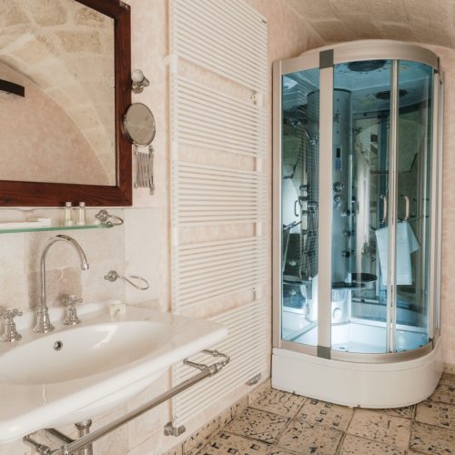 Camera Standard (max 2 pax – ca. 16 m²)